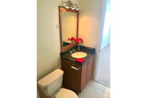 488 NW 165th St APT B109, Miami, FL 33169, Sold 07/16/24