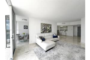 21205 Yacht Club Dr #1507, Aventura, FL 33180, Sold 07/17/24