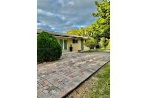 7325 SW 80th St, Miami, FL 33143, Sold 09/29/24