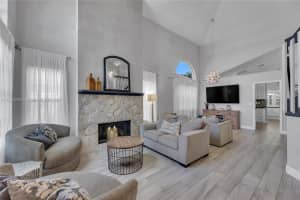 8942 Lake Park Cir S, Davie, FL 33328, Sold 05/16/24
