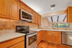 8585 SW 115th Ct, Miami, FL 33173, Sold 05/10/24