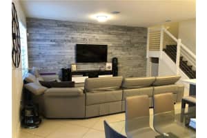 16019 NW 91st Ct, Miami Lakes, FL 33016, Sold 11/22/24