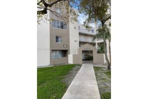 6045 NW 186th St APT 303, Hialeah, FL 33015, Sold 08/21/24