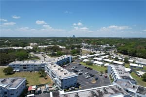 2300 Park Ln APT 306, Hollywood, FL 33021, Sold 08/23/24