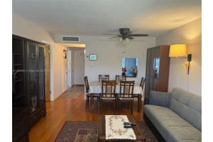 2300 Park Ln APT 306, Hollywood, FL 33021, Sold 08/23/24