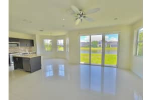 10464 NW 70th Ln, Doral, FL 33178, Sold 04/21/25