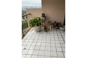 1800 NE 114th St APT 2310, Miami, FL 33181, Sold 10/01/24