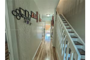 9846 Hammocks Blvd APT 105, Miami, FL 33196, Sold 07/31/24