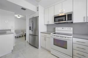 137 Golden Isles Dr APT 1009, Hallandale Beach, FL 33009, Sold 07/17/24