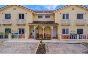 7412 NW 178th St #7412, Hialeah, FL 33015, Sold 05/17/24