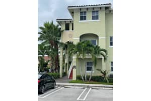 230 NW 109th Ave Apt 223, Miami, FL 33172, Sold 07/22/24