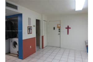 9411 SW 4th St APT 408, Miami, FL 33174, Sold 03/24/25