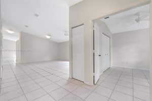SW 102nd Ave, Pembroke Pines, FL 33025, Sold 06/03/24