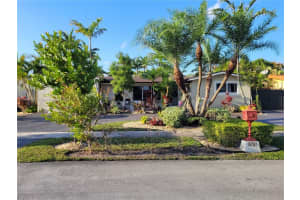 8761 SW 49th St, Miami, FL 33165, Sold 10/15/24