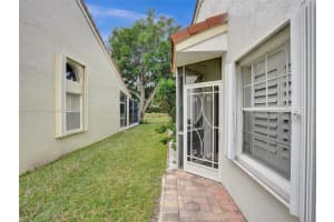 15457 Lake Gardenia Pl, Delray Beach, FL 33484, Sold 08/26/24