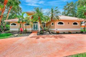 13140 SW 28th Ct, Davie, FL 33330, Sold 06/07/24