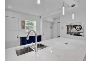 205 SE 11th Terrace APT 101, Dania Beach, FL 33004, Sold 06/17/24