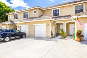 12004 SW 2nd St, Pembroke Pines, FL 33025, Sold 06/14/24