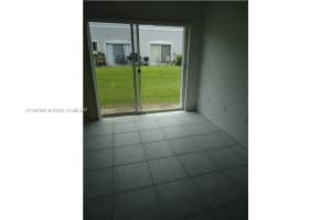 9014 W Flagler St APT 1, Miami, FL 33174, Sold 05/28/24