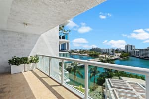 10 Venetian Way APT 605, Miami Beach, FL 33139, Sold 08/14/24