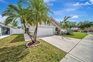17690 SW 4th Ct, Pembroke Pines, FL 33029, Sold 05/17/24