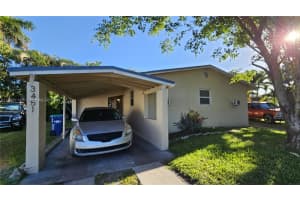 3451 Nw 2nd St Lauderhill, FL 33311 - MLS#A11568111