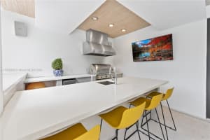 7701 SW 50th Ct, Miami, FL 33143, Sold 10/25/24