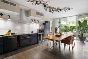 2155 Washington Ct APT 104, Miami Beach, FL 33139, Sold 12/12/24