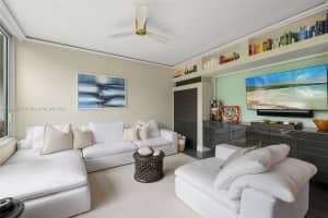 2155 Washington Ct APT 104, Miami Beach, FL 33139, Sold 12/12/24