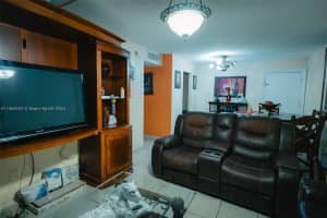 606 W 81st St APT 305, Hialeah, FL 33014, Sold 10/10/24