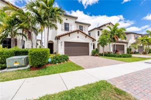 3323 W 96 Pl, Hialeah, FL 33018, Sold 06/17/24