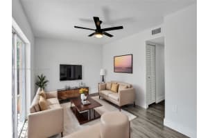 2421 NW 11th St # 20b, Miami, FL 33125, Sold 02/10/25