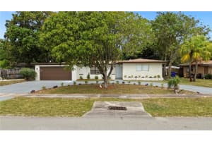 3821 SW 10th St, Fort Lauderdale, FL 33312, Sold 12/19/24