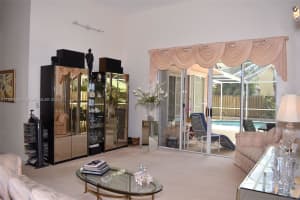 1420 SW 104th Ave, Pembroke Pines, FL 33025, Sold 06/06/24