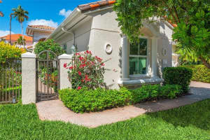 1458 Mariner Way, Hollywood, FL 33019, Sold 06/10/24