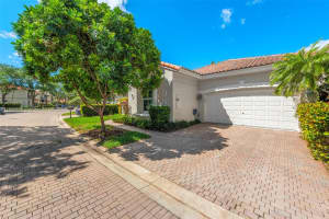 1458 Mariner Way, Hollywood, FL 33019, Sold 06/10/24