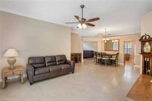 4321 Willow Ridge Dr, Weston, FL 33331, Sold 06/20/24