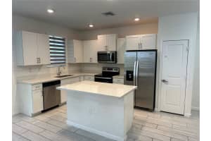 2455 SE 10th St #0, Homestead, FL 33035, Sold 07/25/24