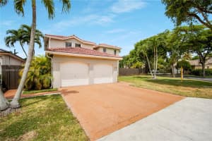 8100 SW 163rd Ct, Miami, FL 33193, Sold 11/01/24