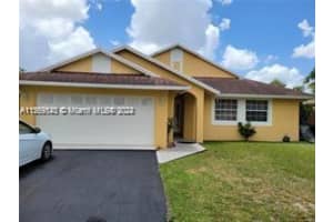 18678 NW 77th Pl, Hialeah, FL 33015, Sold 06/12/24