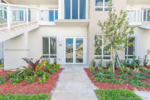 6310 NW 103rd Pl Apartment 104, Doral, FL 33178, Sold 06/27/24