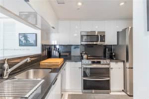 650 West Ave APT 2805, Miami Beach, FL 33139, Sold 07/08/24