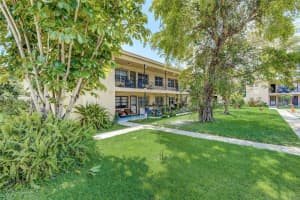 291 E 4th Ave APT 3, Hialeah, FL 33010, Sold 05/21/24