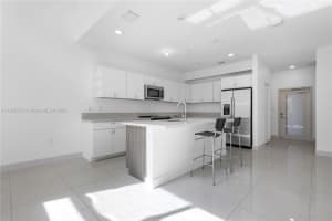 4740 Nw 84th Ct 17 Doral, FL 33166 - MLS#A11569782