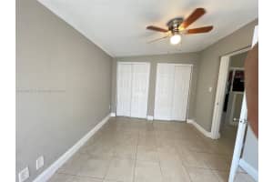 117 Miami Gardens Rd, West Park, FL 33023, Sold 12/20/24