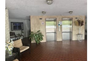 9682 Fontainebleau Blvd APT 312, Miami, FL 33172, Sold 10/11/24