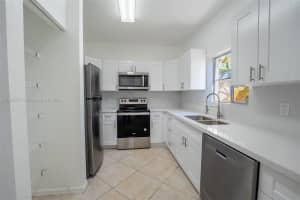 11338 NW 33rd St, Sunrise, FL 33323, Sold 07/24/24