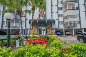 200 Diplomat Pkwy 531, Hallandale Beach
