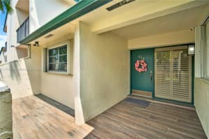 10910 SW 72nd St APT 272, Miami, FL 33173, Sold 06/24/24