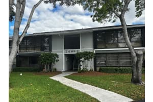 9711 Hammocks Blvd APT 208, Miami, FL 33196, Sold 09/20/24